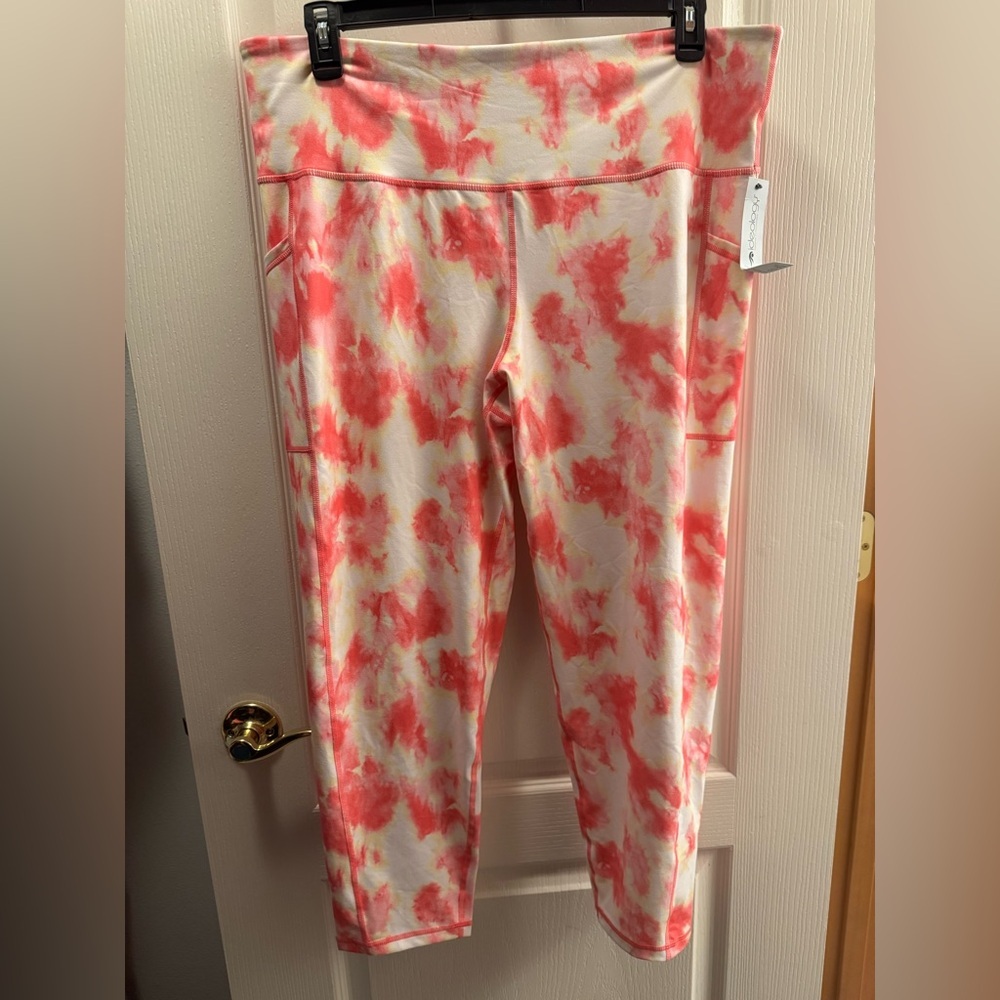 NWT Ideology Coral and Yellow Tie Dye 7/8 length Leggings